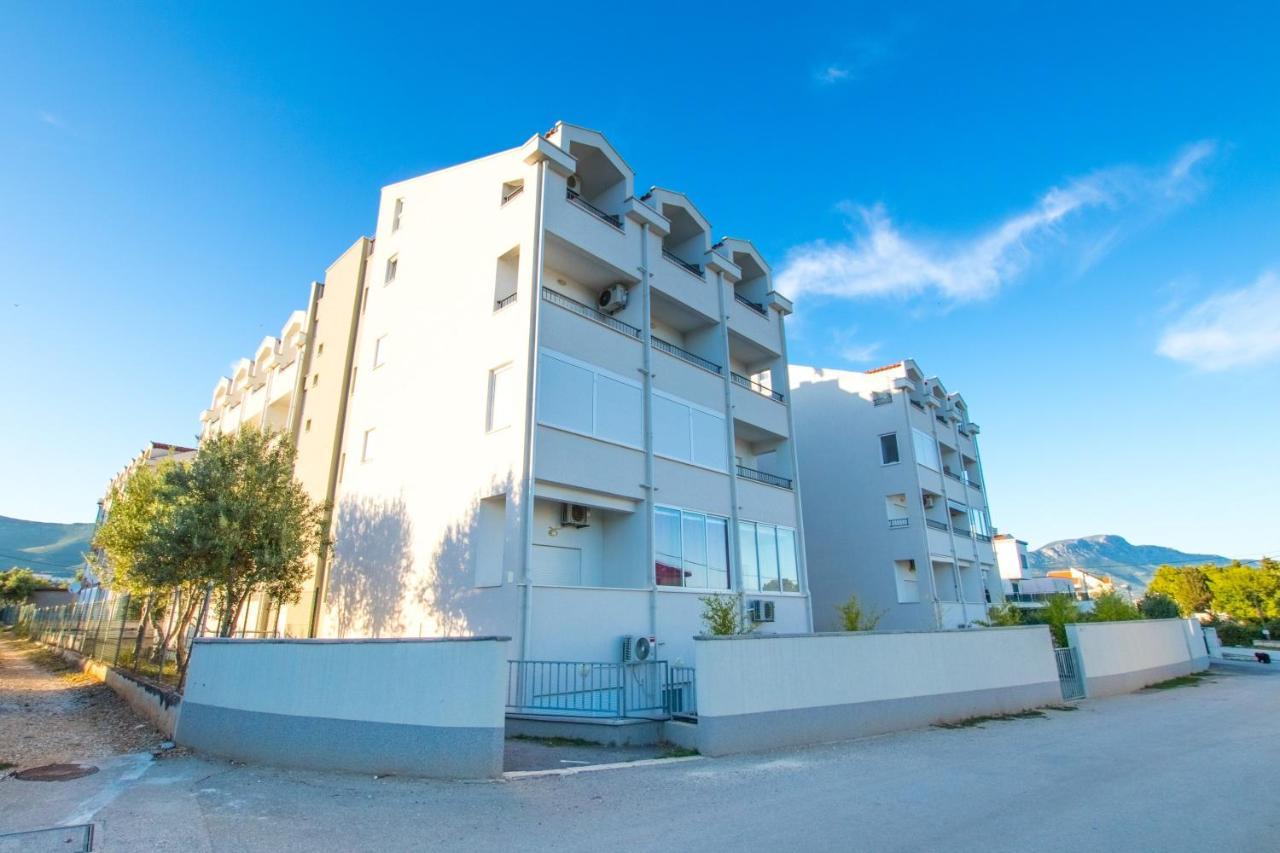 4 * Apartment Sunset Close To The Sea Kaštela Екстериор снимка
